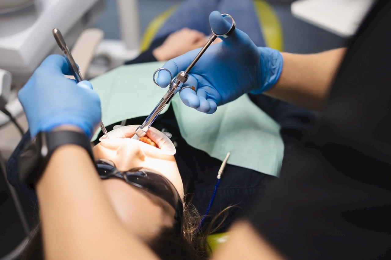 Understanding Toothache: Causes, Symptoms, and Treatment | White Dental Turkey